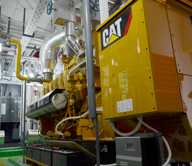 小-1 广东宏达工业园MW级分布式供能系统863项目示范工程发电机组.jpg